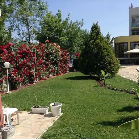 Студия В Элит 3 Apartament