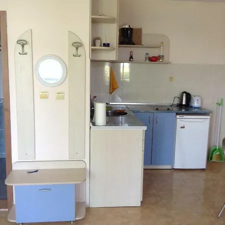 Студия В Элит 3 Apartment *